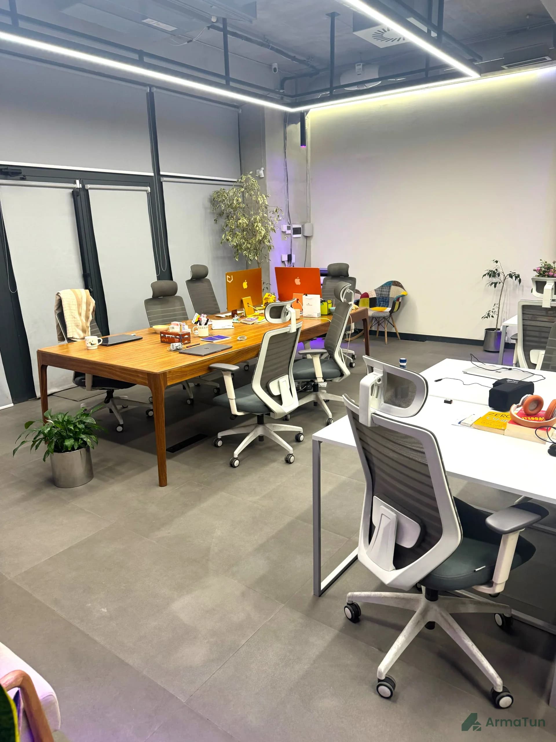 Cover photo: Loft-style office
