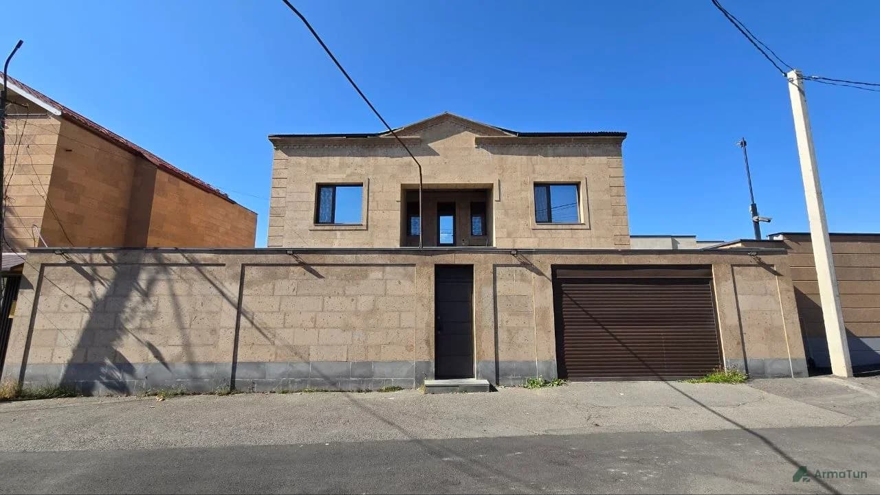 Cover photo: Luxury house for sale in Bagrevand