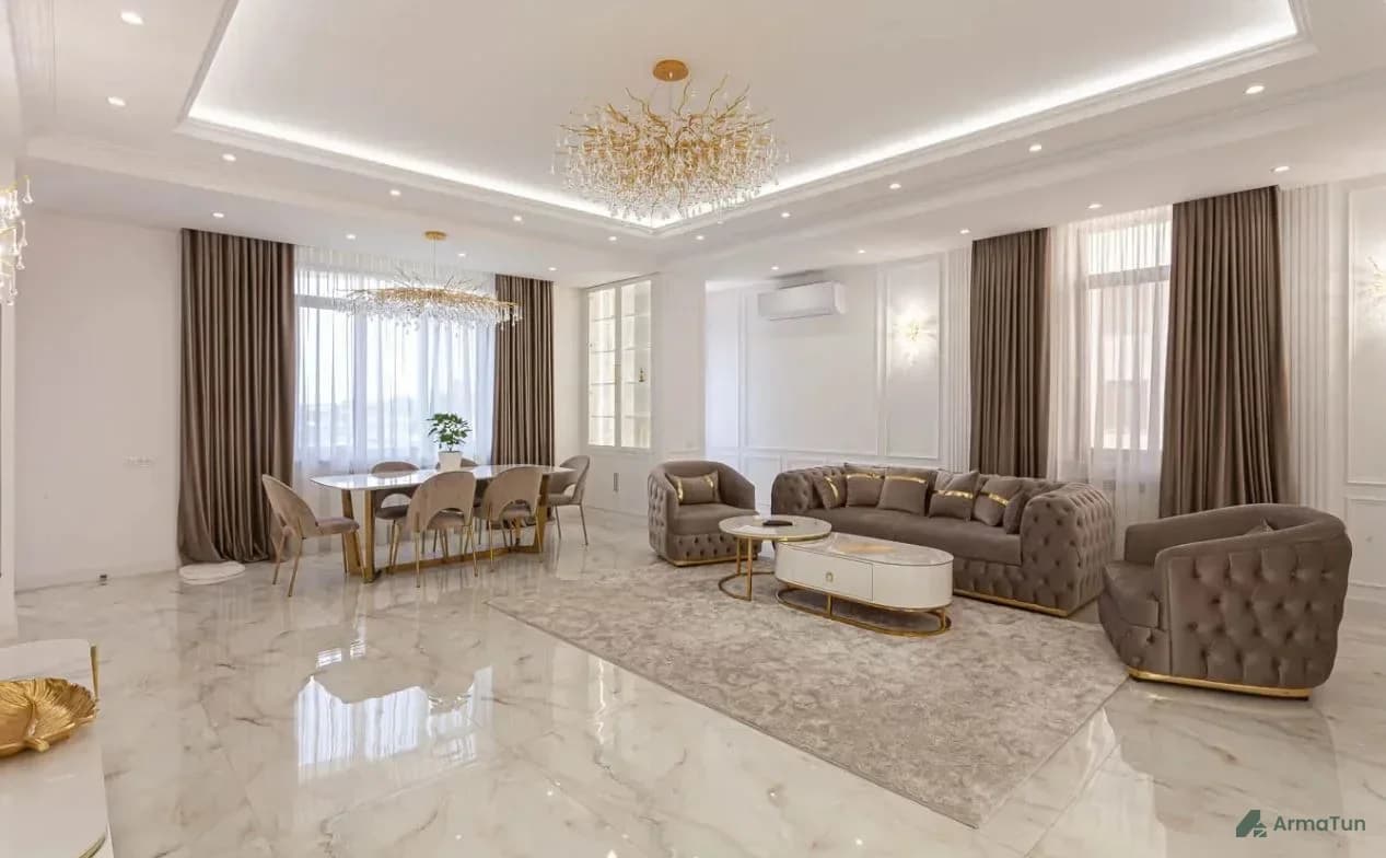 Շապիկի լուսանկար՝ ԿԵՆՏՐՈՆ, ԱՐԱՄԻ ՓՈՂՈՑ, 3 ՍԵՆՅԱԿ