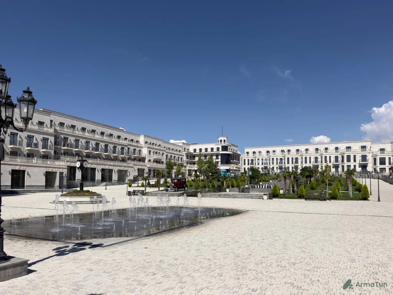 Cover photo: PREMIUM-CLASS NEW-BUILD APARTMENT IN AMERIKYAN DISTRICT