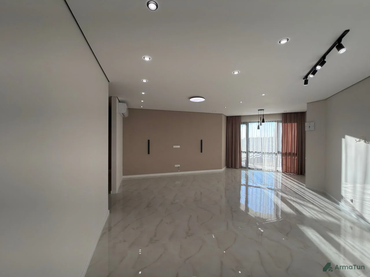 Cover photo: FOR SALE | ARABKIR | DAVIT ANHAGHT STREET