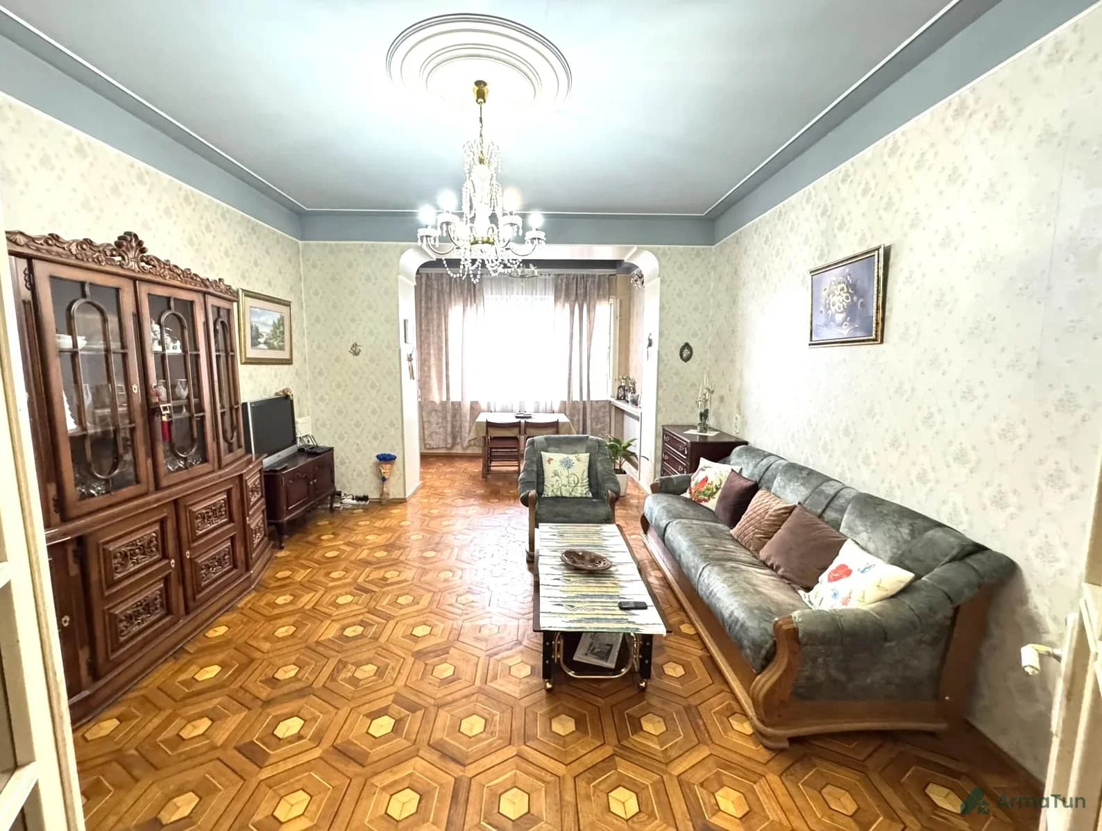 Заглавное фото: Продается 3-комнатная квартира в Арабкире