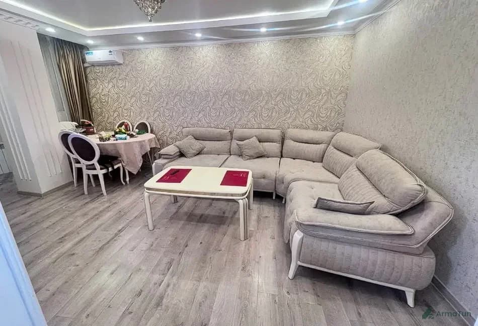 Շապիկի լուսանկար՝ Վաճառվում է 3 սենյականոց բնակարան Նորաշեն թաղամասում