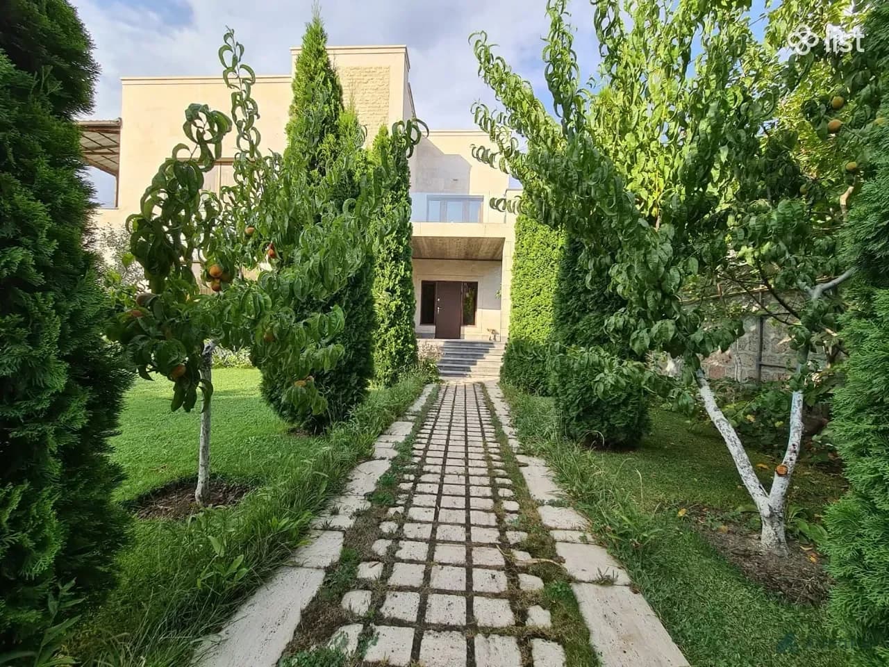 Շապիկի լուսանկար՝ 5 սենյականոց տուն՝ վաճառքի, Բագրևանդ փողոց, Նոր Նորք