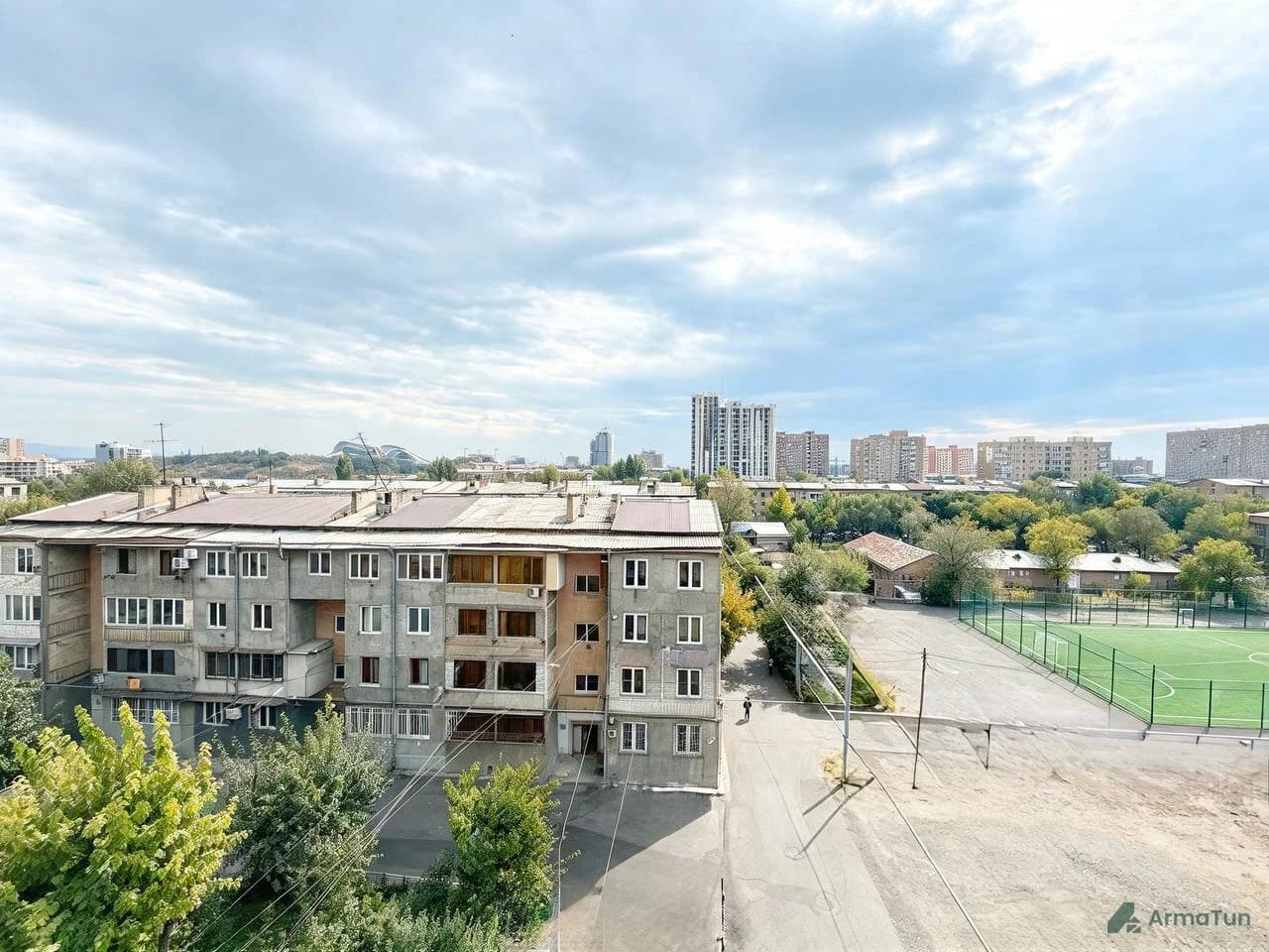Заглавное фото: Продается 3-комнатная квартира в Аджапняке